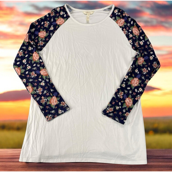 Matilda Jane Raglan Shirt Women Sz L Moments with you Out Of The Park Tee Floral - Picture 13 of 13